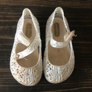 Mini Melissa size 6